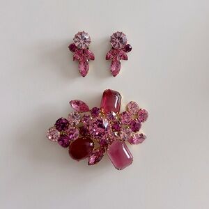 Juliana D &E Vintage Brooch Pin and Earrings